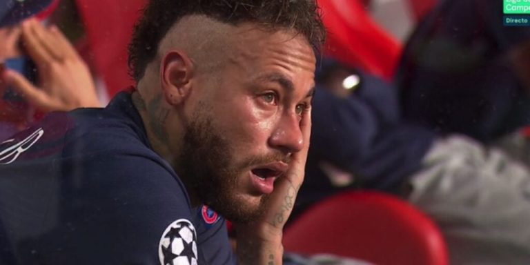 Neymar-chorando-no-PSG-Reproducao-INternet-1024x512